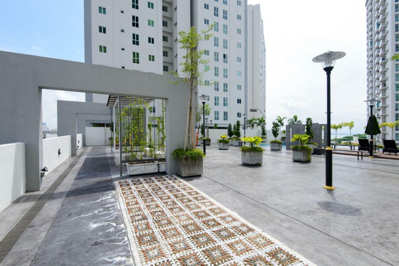 Apartment Straits Garden Suites, *