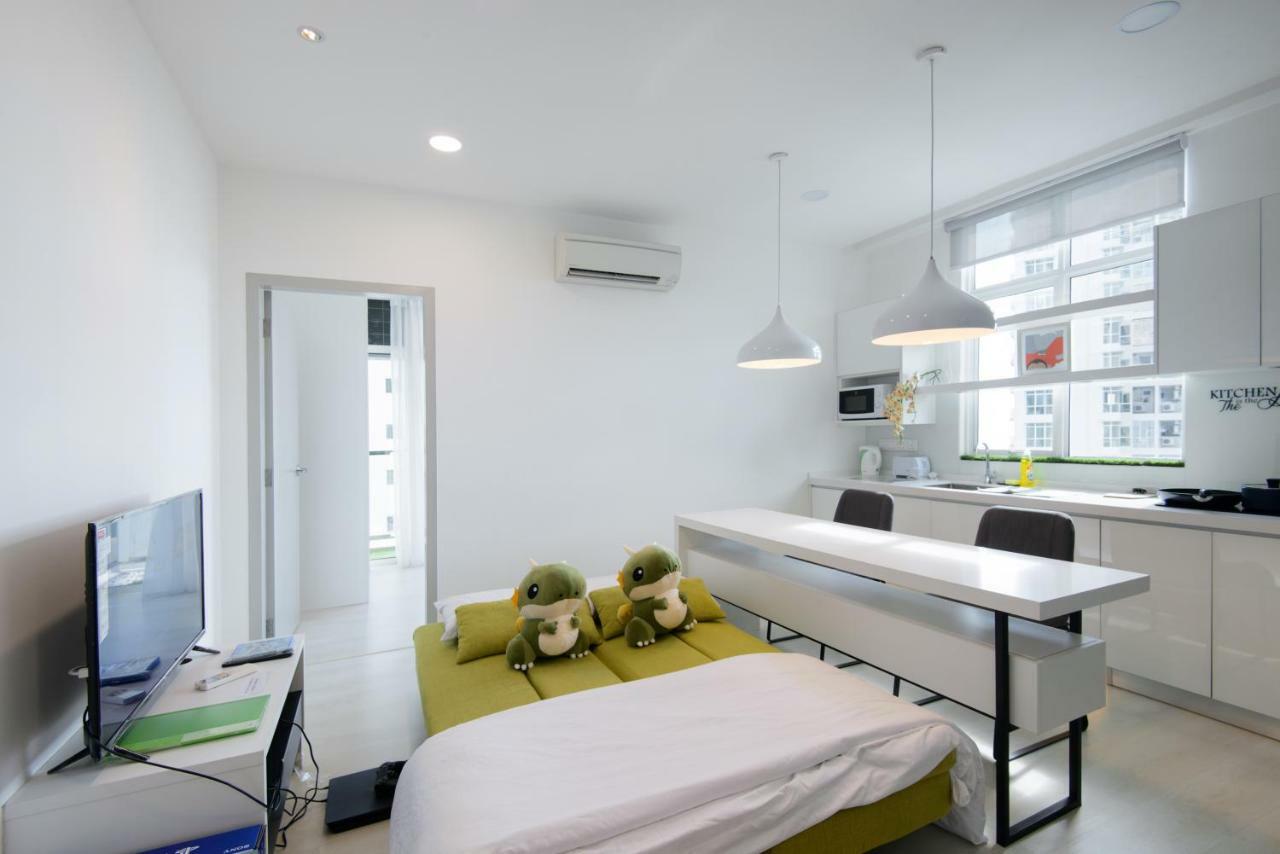 Straits Garden Suites, * George Town