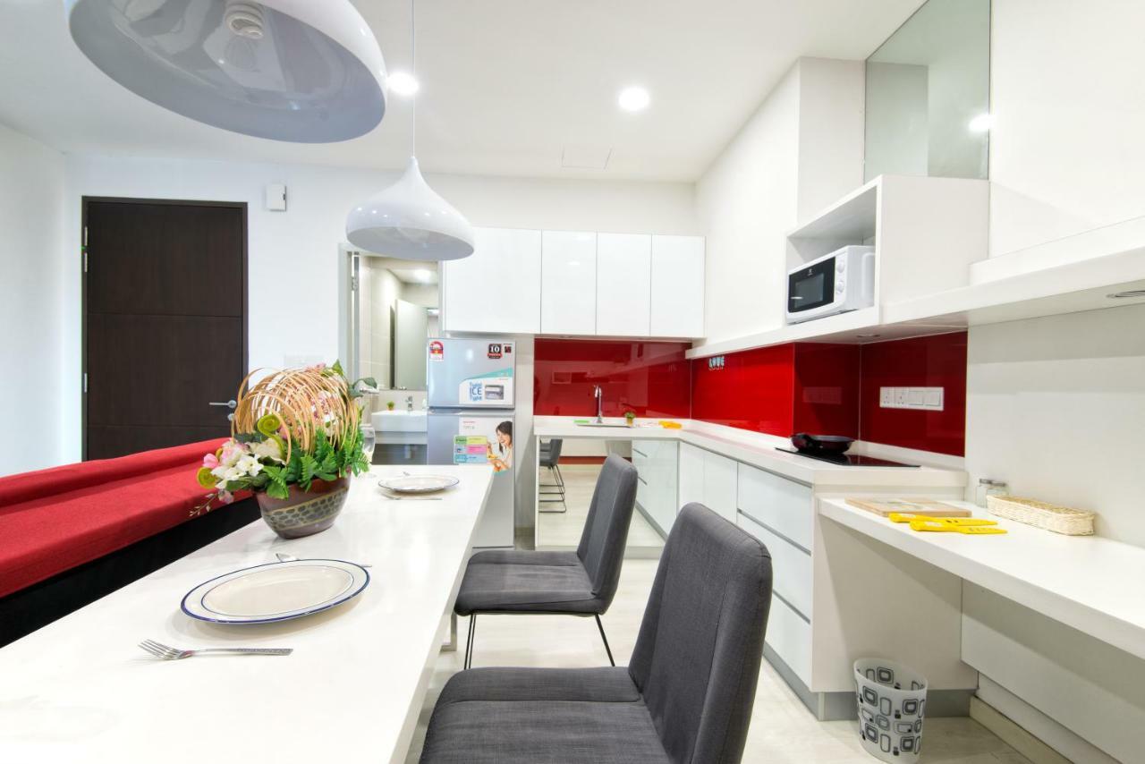 Straits Garden Suites, Apartment George Town