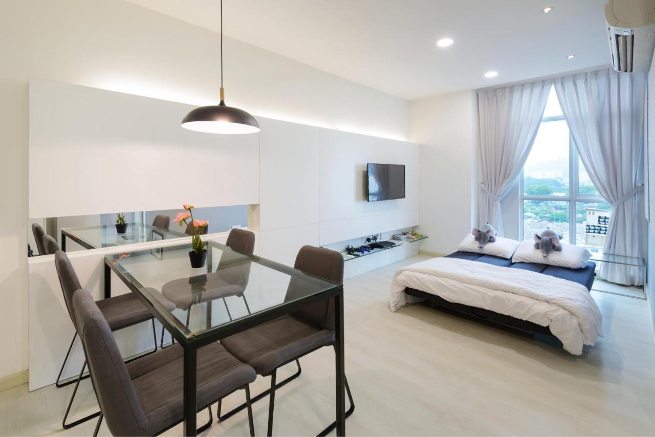 Pangsapuri Straits Garden Suites, *